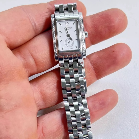 Longines Dolce Vita Diamond Steel Quartz Women's Watch Diamonds L5.155.0 - Picture 8 of 15